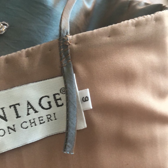 🥂MON CHERI🥂CHAMPAGNE TEAL IRIDESCENT GOWN🥂 - Picture 12 of 13